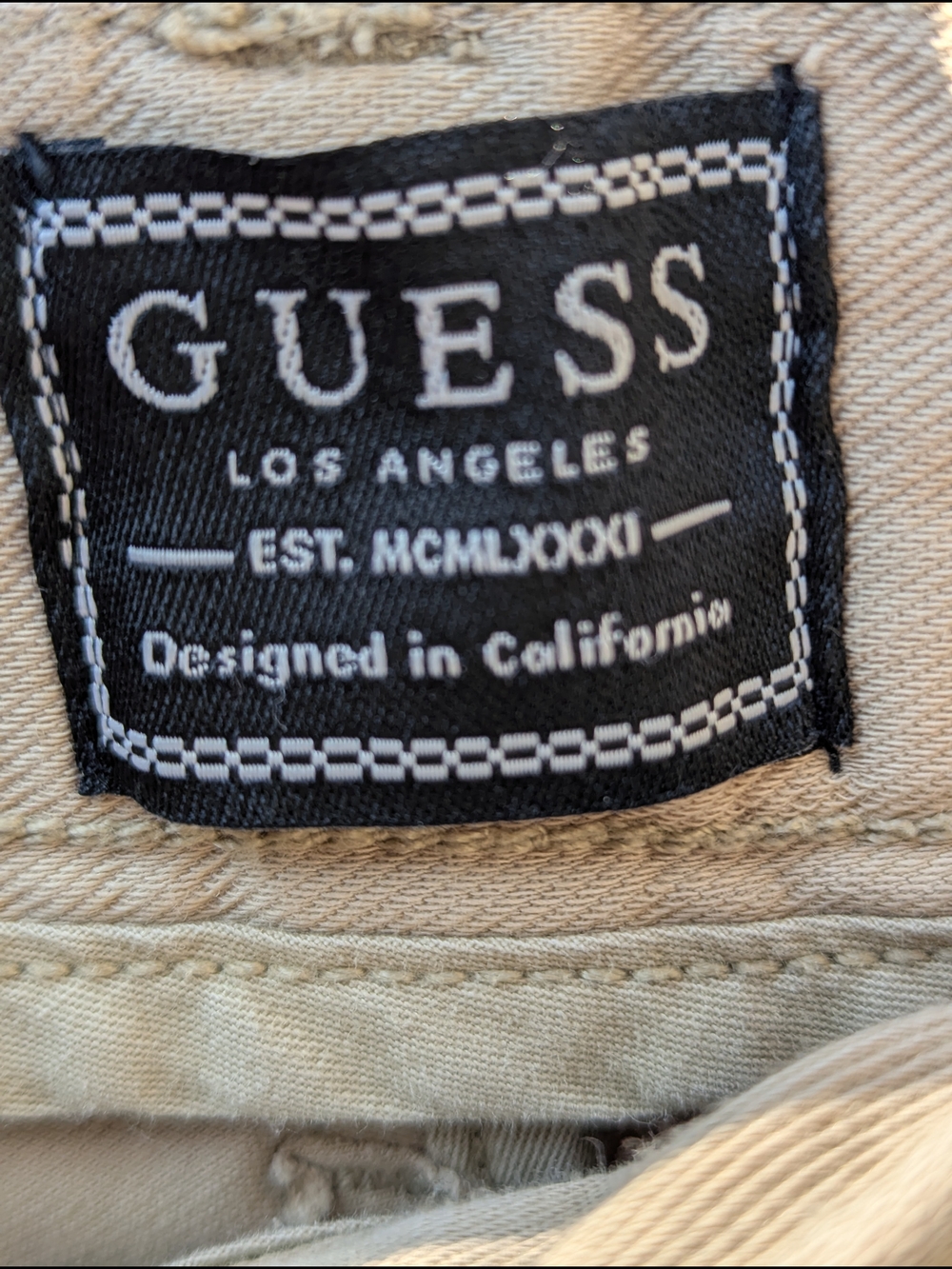 GUESS Myron Slim Fit Chinos 33 Tan Khakis Old Money Quiet Luxury Modern Prep - Picture 6 of 10